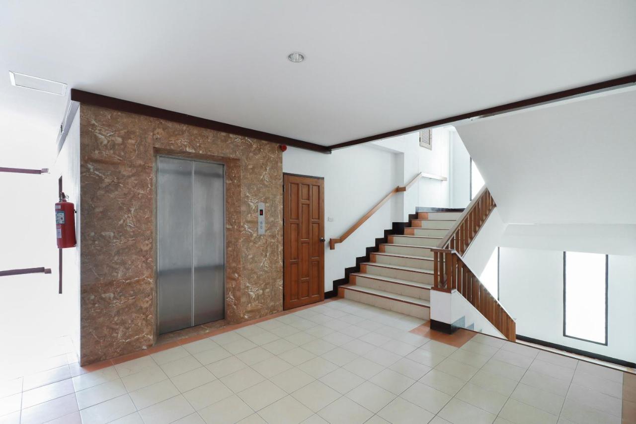 Oyo 794 Nice Mum Lodge Чиангмай Екстериор снимка